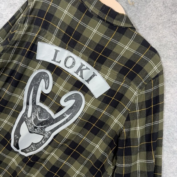 Her Universe Tops - Her Universe x Marvel Loki Flannel Shirt Womens Sz L Green Plaid Graphic Pocket